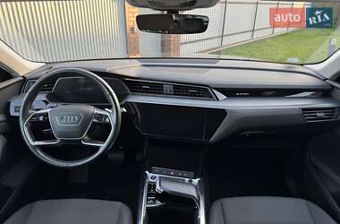 Внедорожник / Кроссовер Audi e-tron Sportback 2020 в 