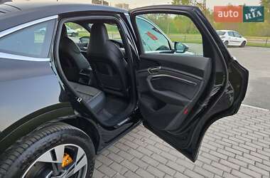 Позашляховик / Кросовер Audi e-tron Sportback 2022 в 