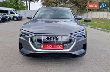 Позашляховик / Кросовер Audi e-tron Sportback 2021 в 