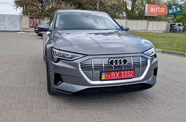Позашляховик / Кросовер Audi e-tron Sportback 2021 в 