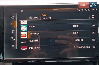 Позашляховик / Кросовер Audi e-tron Sportback 2021 в 