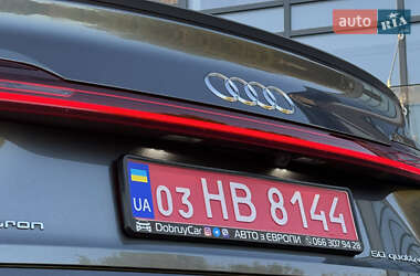 Позашляховик / Кросовер Audi e-tron Sportback 2020 в 