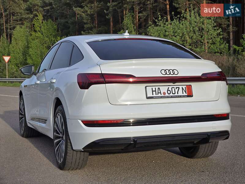 Внедорожник / Кроссовер Audi e-tron Sportback 2022 в Ковеле