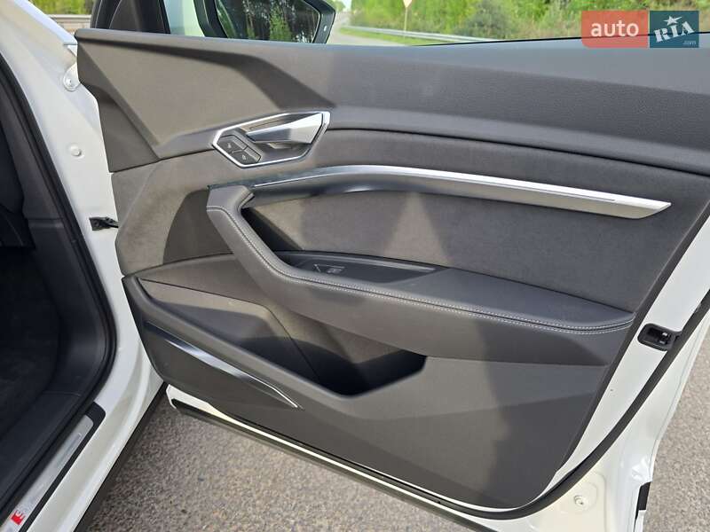 Внедорожник / Кроссовер Audi e-tron Sportback 2022 в Ковеле
