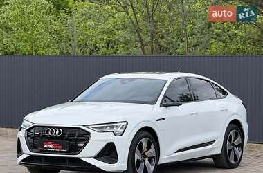 Позашляховик / Кросовер Audi e-tron Sportback 2020 в 