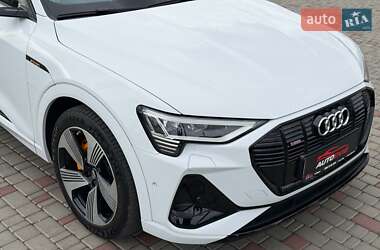 Позашляховик / Кросовер Audi e-tron Sportback 2020 в 