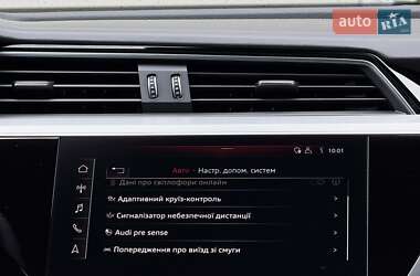 Позашляховик / Кросовер Audi e-tron Sportback 2020 в 