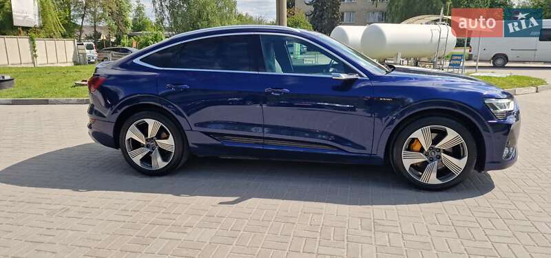 Внедорожник / Кроссовер Audi e-tron Sportback 2022 в Тернополе