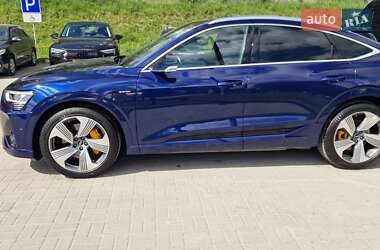Внедорожник / Кроссовер Audi e-tron Sportback 2022 в 