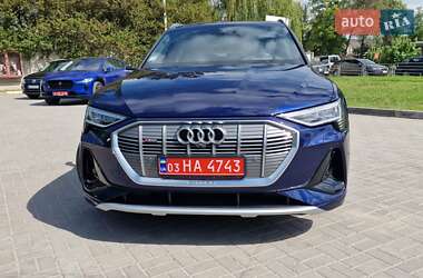 Внедорожник / Кроссовер Audi e-tron Sportback 2022 в 