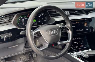 Внедорожник / Кроссовер Audi e-tron Sportback 2020 в 