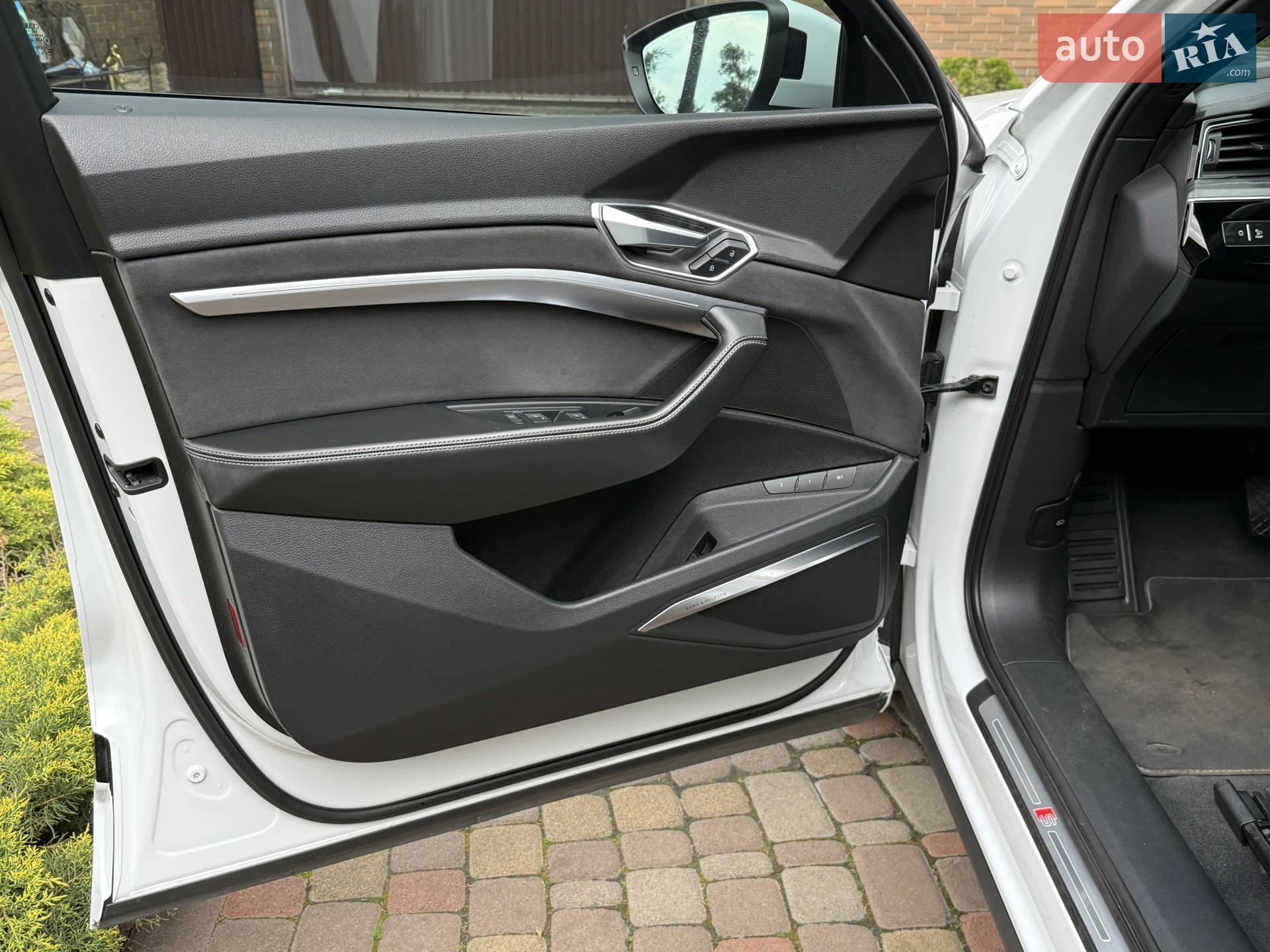 2023 Audi e-tron Sportback - мініатюра 5