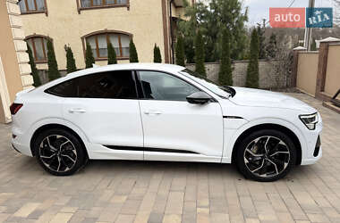 Внедорожник / Кроссовер Audi e-tron Sportback 2021 в 