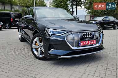 Внедорожник / Кроссовер Audi e-tron Sportback 2021 в 