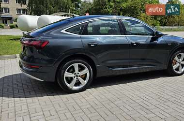 Внедорожник / Кроссовер Audi e-tron Sportback 2021 в 