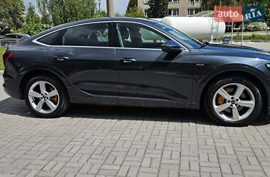 Внедорожник / Кроссовер Audi e-tron Sportback 2021 в 