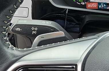 Внедорожник / Кроссовер Audi e-tron Sportback 2021 в 