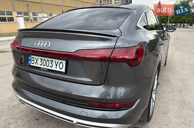 Внедорожник / Кроссовер Audi e-tron Sportback 2021 в 