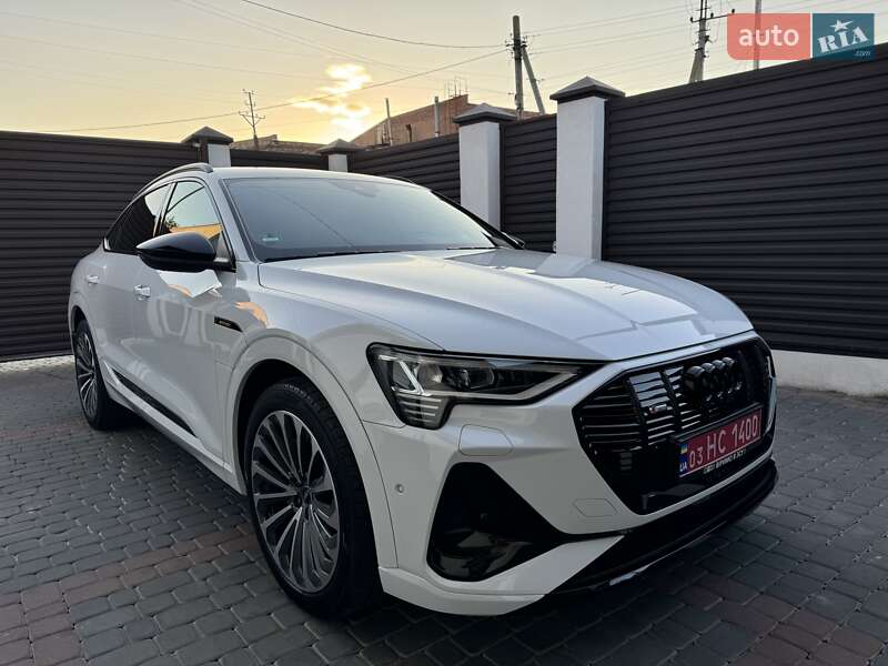 Audi e-tron Sportback 2021