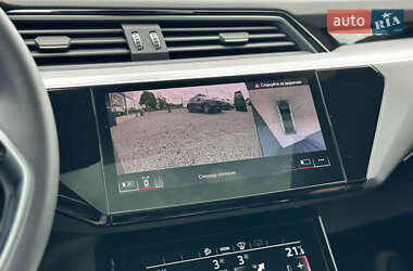 Позашляховик / Кросовер Audi e-tron Sportback 2021 в 