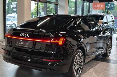 Внедорожник / Кроссовер Audi e-tron Sportback 2021 в 
