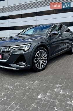 Внедорожник / Кроссовер Audi e-tron Sportback 2021 в 