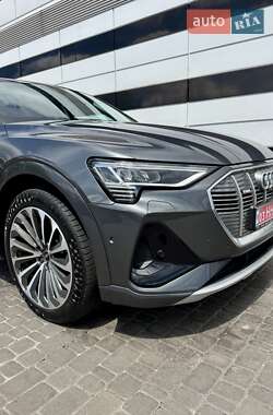 Внедорожник / Кроссовер Audi e-tron Sportback 2021 в 