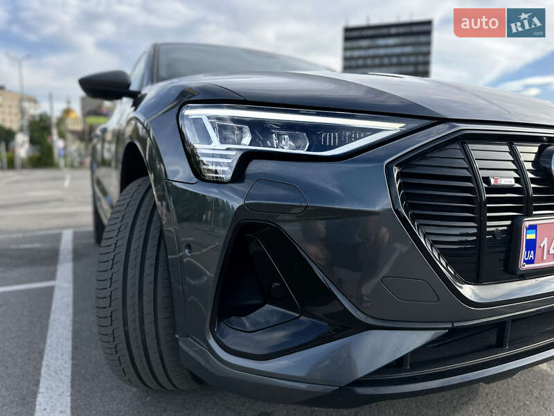 Audi e-tron Sportback 2021
