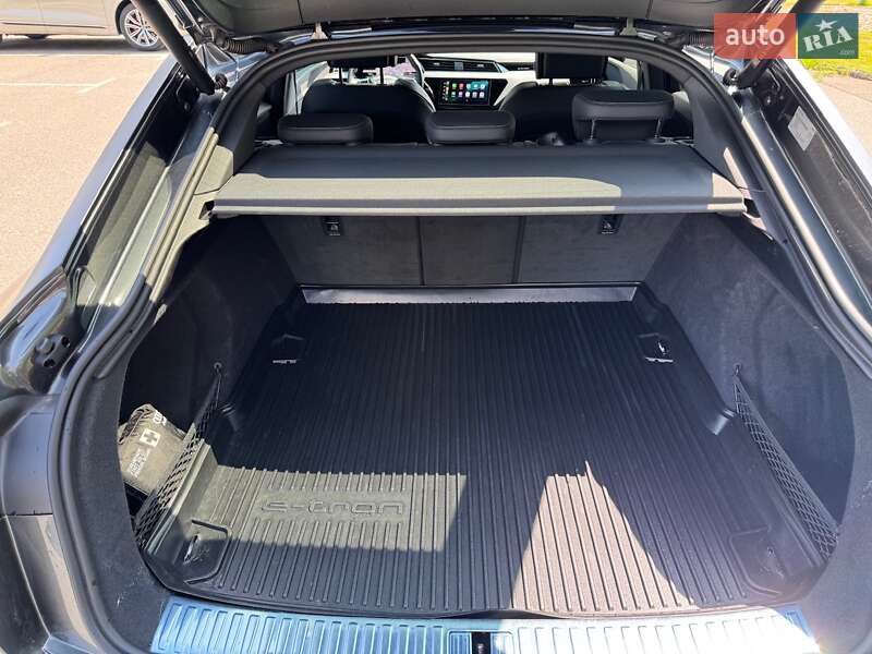 Внедорожник / Кроссовер Audi e-tron Sportback 2023 в Киеве фото 14 Внедорожник / Кроссовер Audi e-tron Sportback 2023 в Киеве