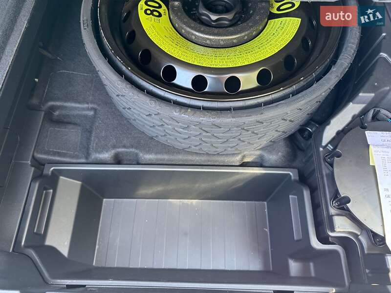 Внедорожник / Кроссовер Audi e-tron Sportback 2023 в Киеве фото 16 Внедорожник / Кроссовер Audi e-tron Sportback 2023 в Киеве