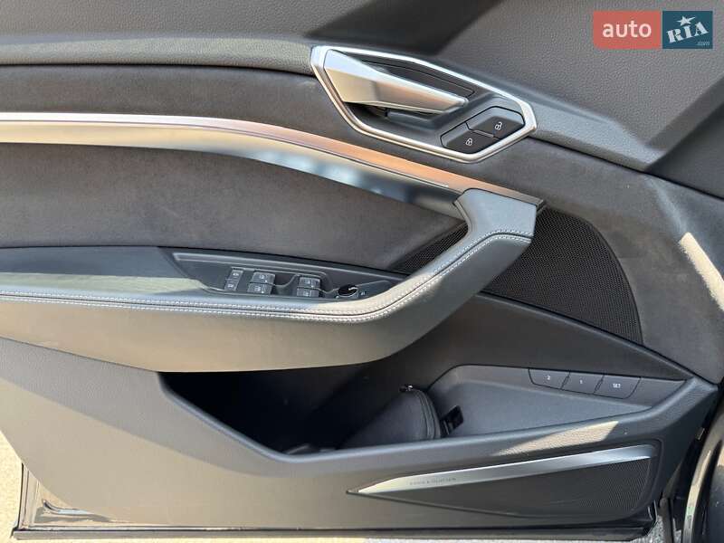 Внедорожник / Кроссовер Audi e-tron Sportback 2023 в Киеве фото 23 Внедорожник / Кроссовер Audi e-tron Sportback 2023 в Киеве