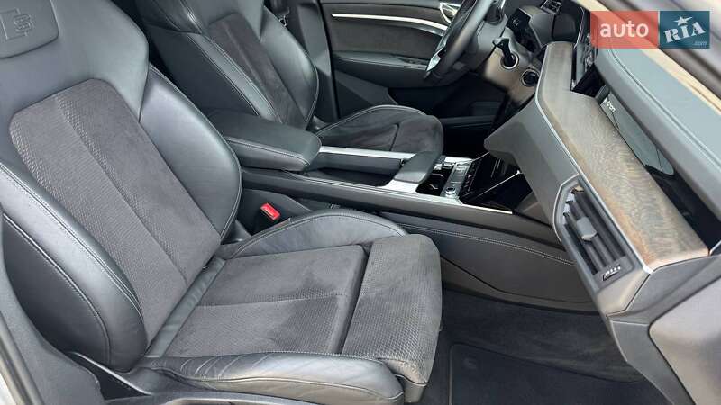 Внедорожник / Кроссовер Audi e-tron Sportback 2020 в Львове фото 34 Внедорожник / Кроссовер Audi e-tron Sportback 2020 в Львове