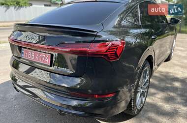 Внедорожник / Кроссовер Audi e-tron Sportback 2021 в 