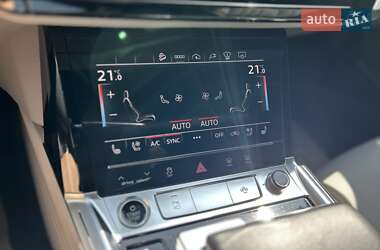 Внедорожник / Кроссовер Audi e-tron Sportback 2021 в 