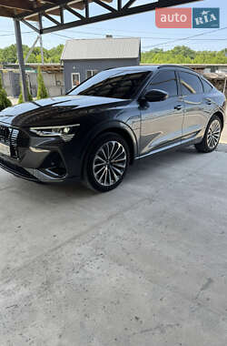 Внедорожник / Кроссовер Audi e-tron Sportback 2021 в 