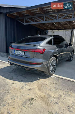 Внедорожник / Кроссовер Audi e-tron Sportback 2021 в 