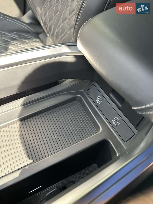 Позашляховик / Кросовер Audi e-tron Sportback 2021 в Чернівцях