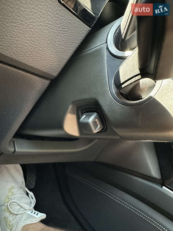 Позашляховик / Кросовер Audi e-tron Sportback 2021 в Чернівцях