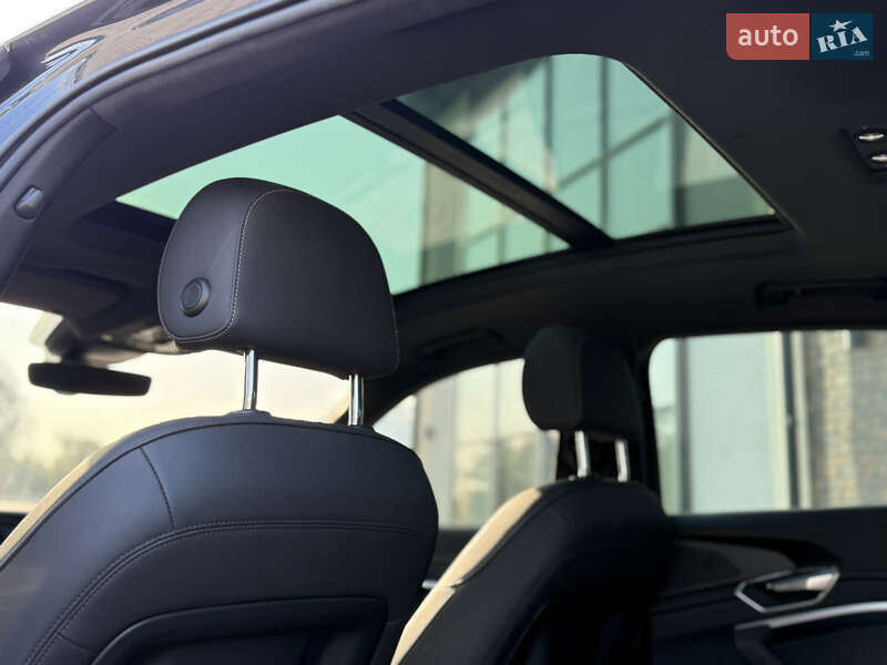 Внедорожник / Кроссовер Audi e-tron Sportback 2021 в Тернополе