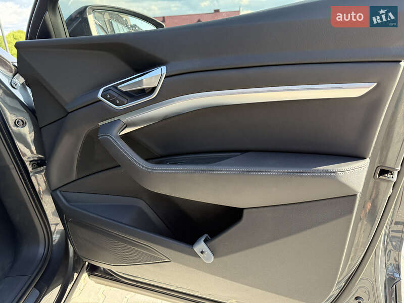Внедорожник / Кроссовер Audi e-tron Sportback 2021 в Тернополе
