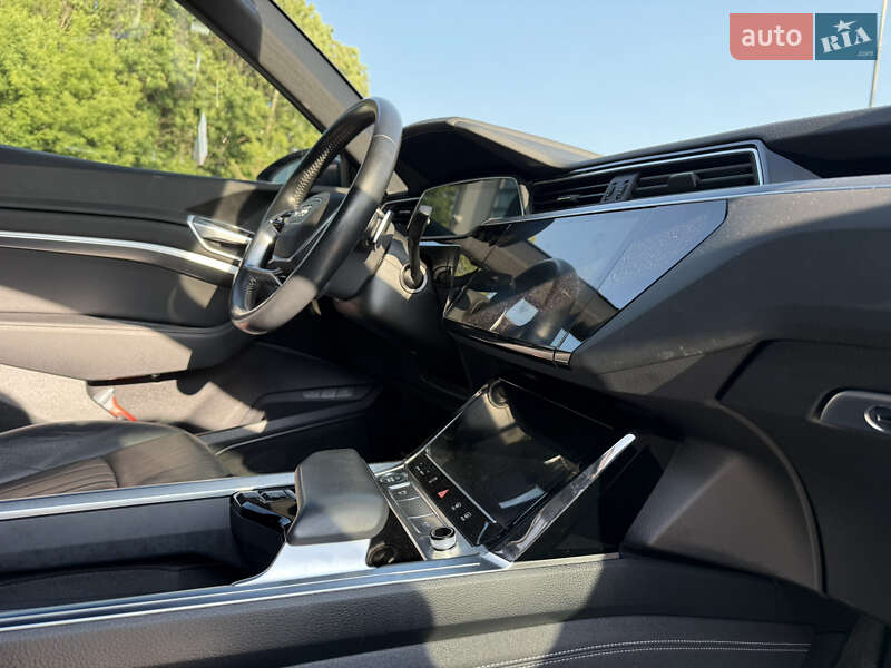 Внедорожник / Кроссовер Audi e-tron Sportback 2021 в Тернополе