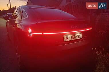 Позашляховик / Кросовер Audi e-tron Sportback 2020 в 