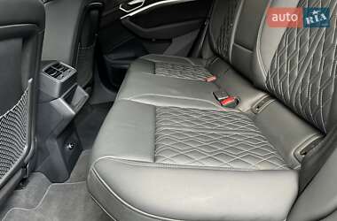 Внедорожник / Кроссовер Audi e-tron Sportback 2022 в 