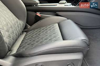 Внедорожник / Кроссовер Audi e-tron Sportback 2022 в 