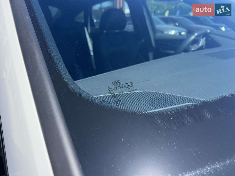 Внедорожник / Кроссовер Audi e-tron Sportback 2020 в Ужгороде