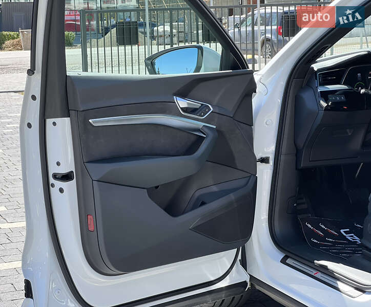 Внедорожник / Кроссовер Audi e-tron Sportback 2020 в Ужгороде