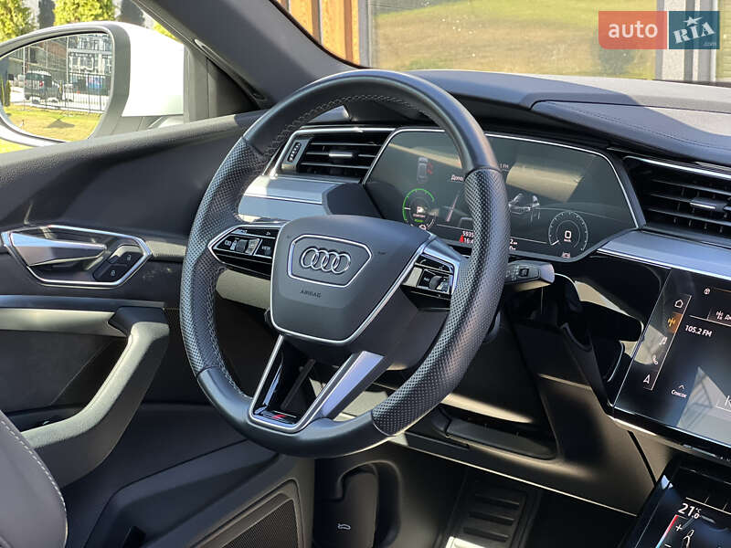 Внедорожник / Кроссовер Audi e-tron Sportback 2020 в Ужгороде