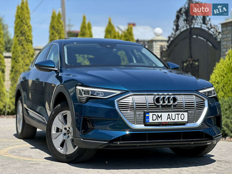 Позашляховик / Кросовер Audi e-tron Sportback 2021 в Тернополі