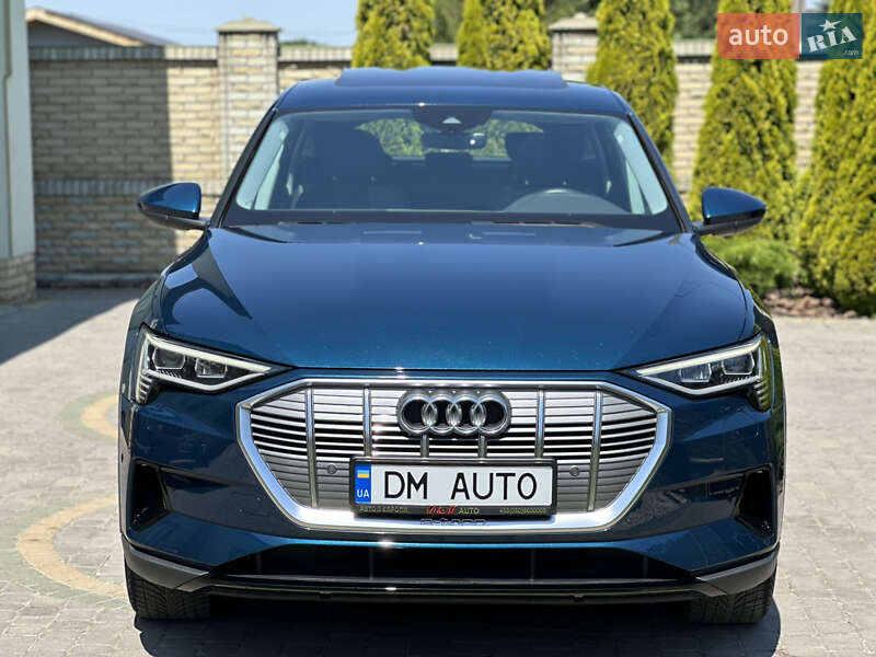 Позашляховик / Кросовер Audi e-tron Sportback 2021 в Тернополі