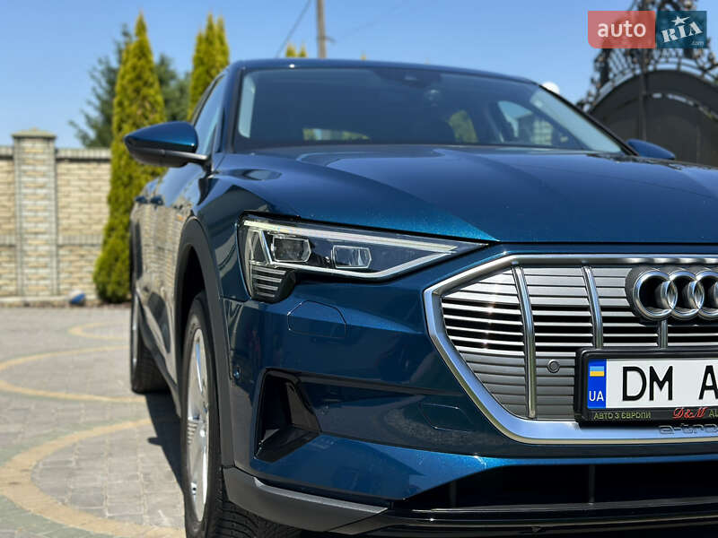Позашляховик / Кросовер Audi e-tron Sportback 2021 в Тернополі